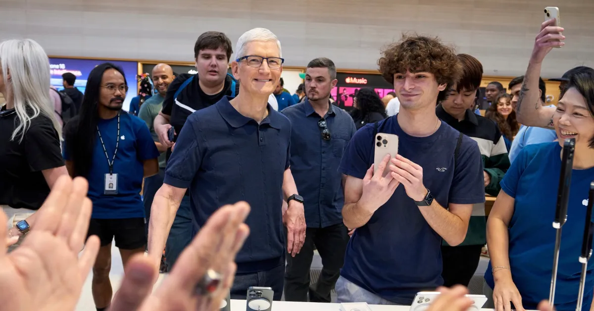 Apple ускоряет авиаперевозки iPhone в США перед введением тарифов Компания Apple наращивает авиаперевозки новых iPhone из Китая в США, стремясь опередить введение дополнительных торговых пошлин. Согласно данным Reuters, производитель смартфонов активно использует грузовые авиарей