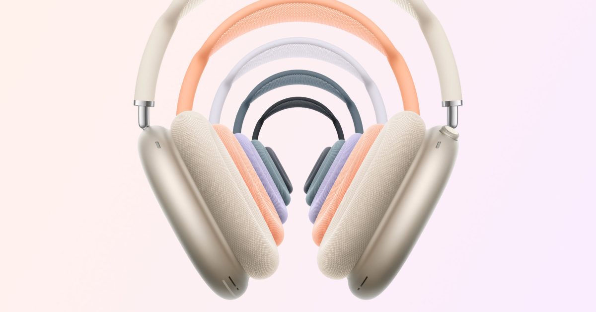 AirPods Max ждет минимальное обновление Apple планирует лишь заменить порт Lightning на USB-C в своих полноразмерных наушниках AirPods Max, сообщает инсайдер Bloomberg Марк Гурман. Других изменений в конструкции и функциональности устройства не предвидится. Переход на USB