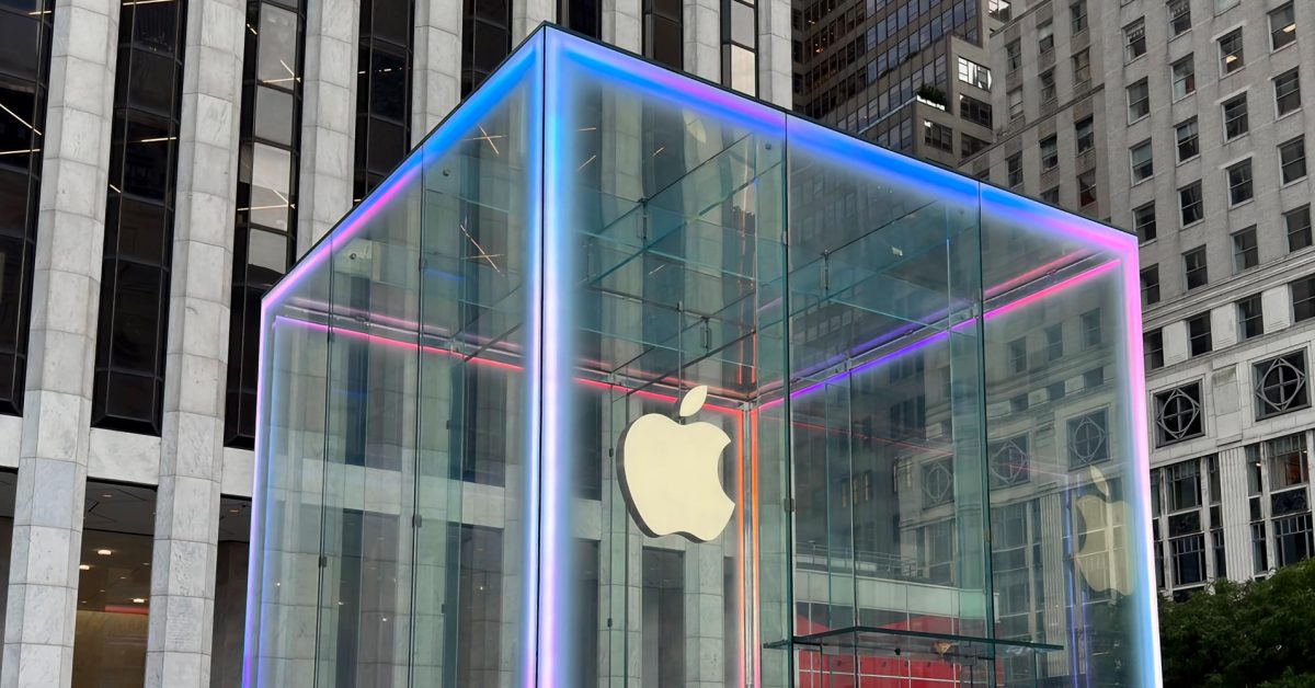 Apple обвиняют в ложной рекламе функций безопасности Группа пользователей подала коллективный иск против Apple, обвиняя компанию в преувеличении возможностей функций безопасности iOS. По мнению истцов, Apple намеренно вводит потребителей в заблуждение относительно защиты от программ