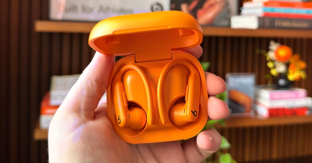 PowerBeats Pro 2: новое поколение спортивных наушников Обновленная версия популярных наушников PowerBeats Pro получила ряд существенных улучшений. Модель оснастили датчиком сердечного ритма для отслеживания физической активности и более тонким корпусом, что делает ее еще удобнее при