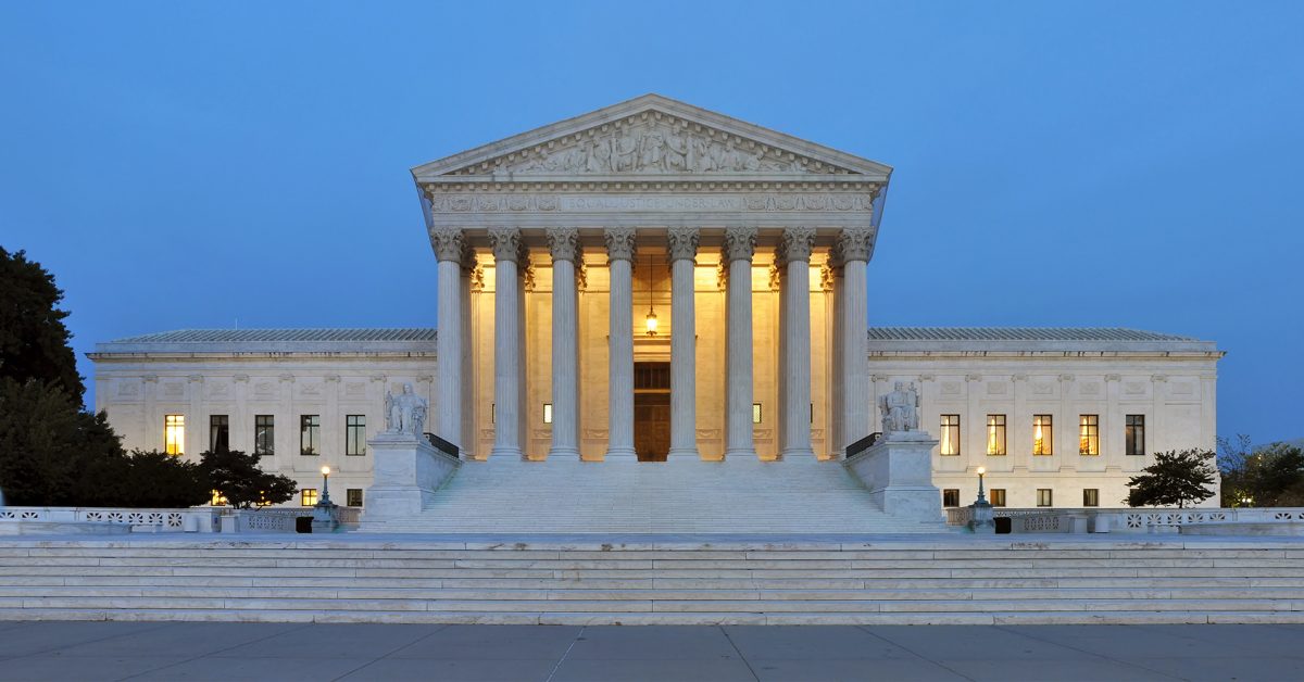 Apple столкнулась с новыми пошлинами после отмены старых решением Верховного суда.