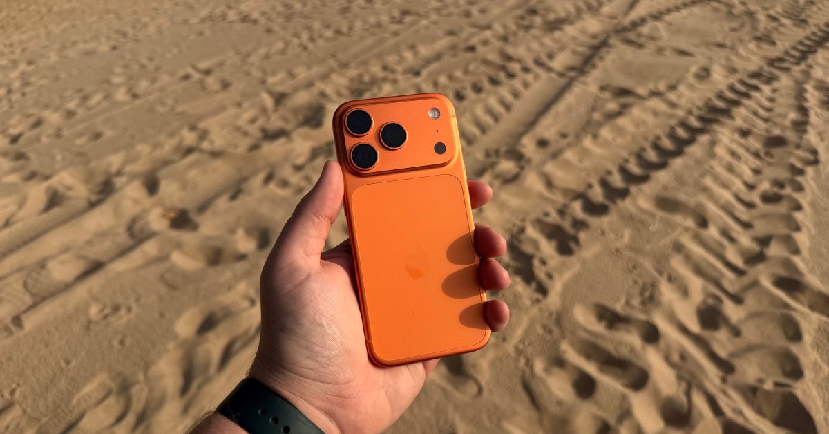 Отказывается ли Apple от космического оранжевого цвета iPhone в этом году?