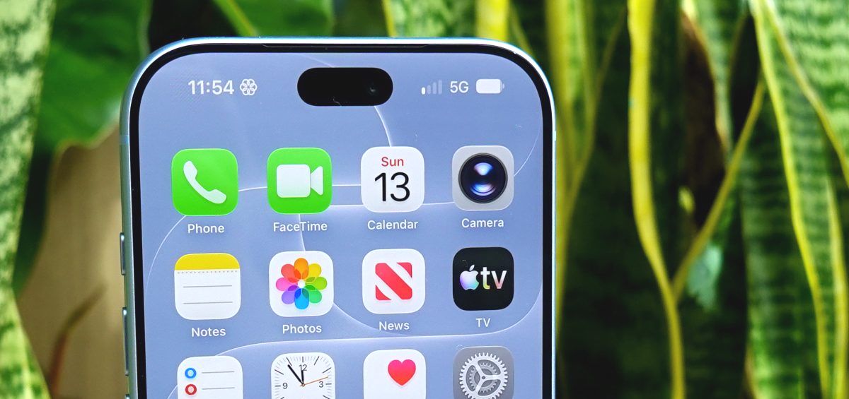 Apple confirms iPhone 18 Pro Max AT&T cellular issues, affected devices require hardware replacement